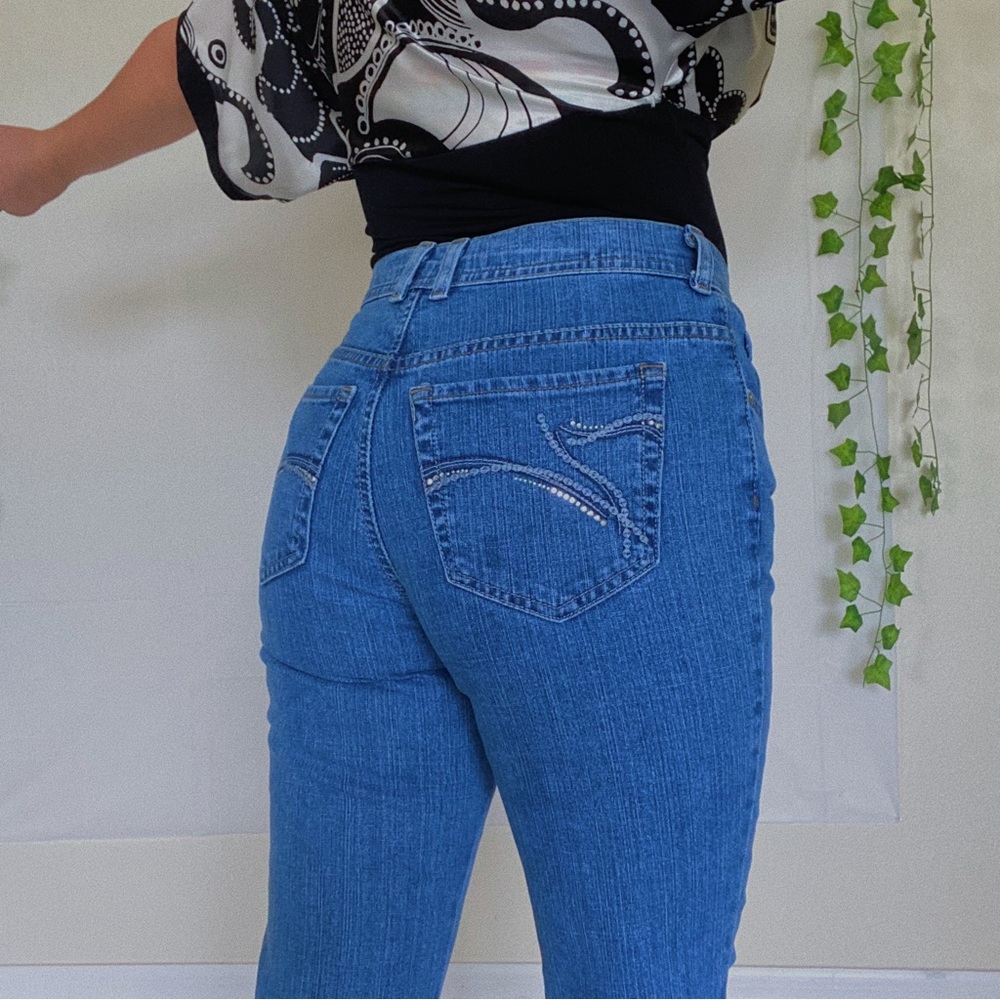 GLORIA VANDERBILT vintage y2k embellished & embroidered jeans !!
